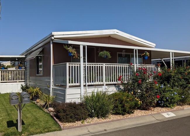 Foto del edificio - 4141 Deep Creek Rd