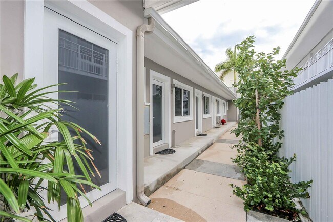 Foto del edificio - 7921 Abbott Ave