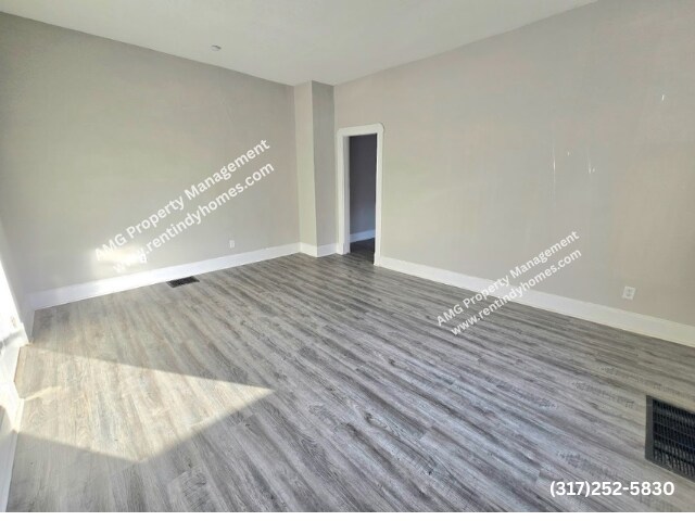 Foto del edificio - 153 Bakemeyer St