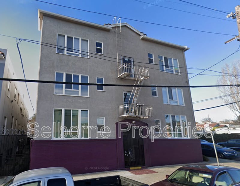 Building Photo - 1945 26th Ave