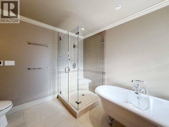 Photo du bâtiment - 40XX W 32nd Ave