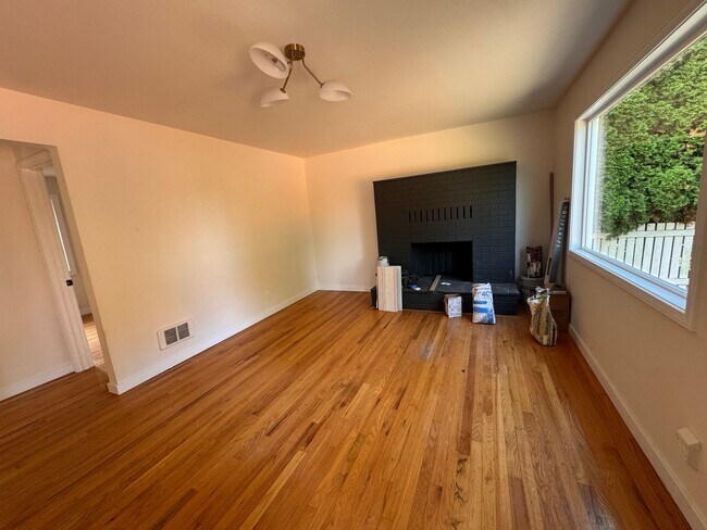 Foto del edificio - 9230 21st Ave SW
