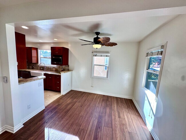 Building Photo - Beautiful home on a quiet tree-lined street