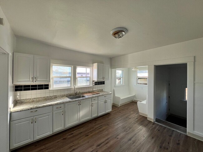 Foto del edificio - 2907 W 7th Ave