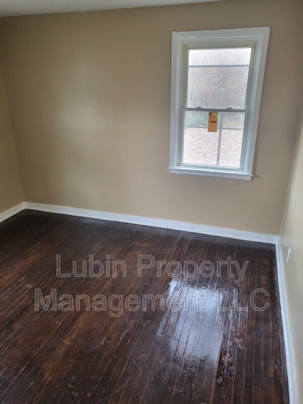 Foto del edificio - 2219 Clayton Ave