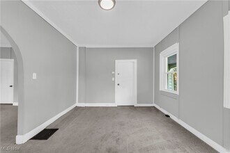 Building Photo - 3118 W 30th St