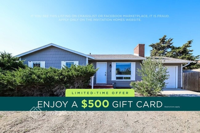 Building Photo - 1530 S Salida Way