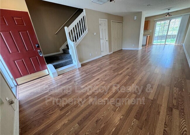 Foto del edificio - 3022 Kensington Pl