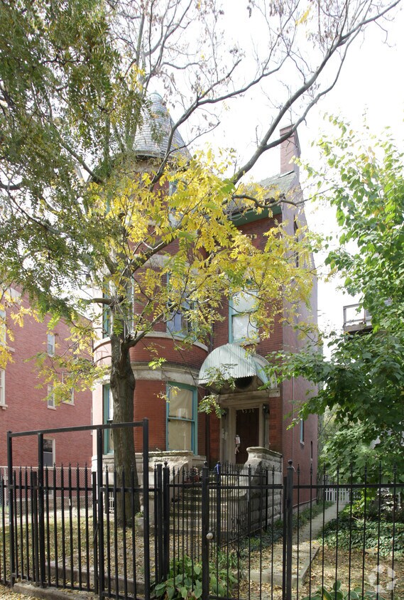 Building Photo - 4530 S Ellis Ave