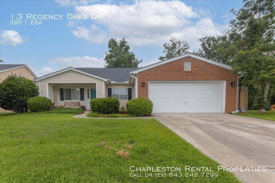 Foto principal - 13 Regency Oaks Dr