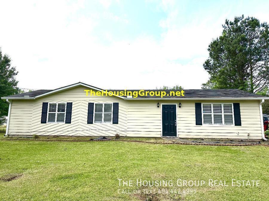 Primary Photo - 1 Free Month Rent + 13 Month Lease
