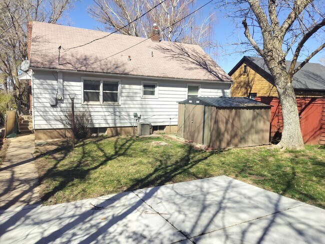 Foto del edificio - Charming 4 bd/ 2 bath home in Ogden!