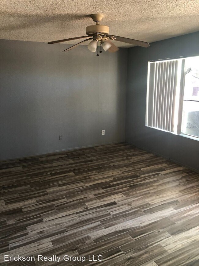 Building Photo - 2 br, 1 bath House - 2151 N. Meridian Driv...