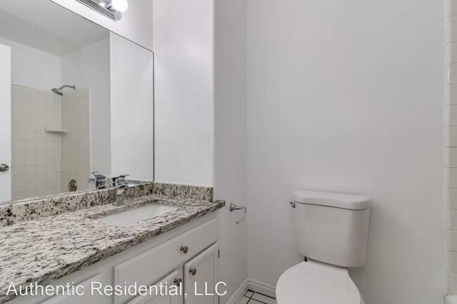 Foto del edificio - 6 br, 3 bath House - 152 N 700 W