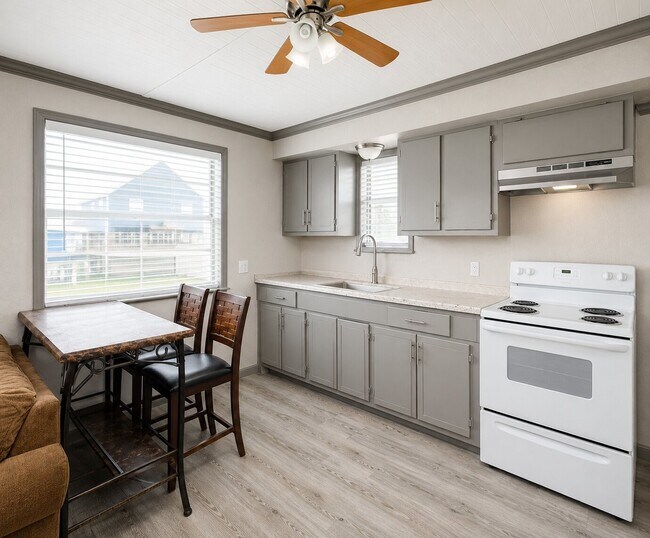 Building Photo - 403 Fort Velasco Dr