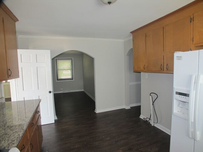 Building Photo - One Story Home For Residential or Institutional/Office Use in Harrisburg NC!