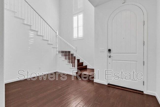 Building Photo - 3223 Carpenter Way