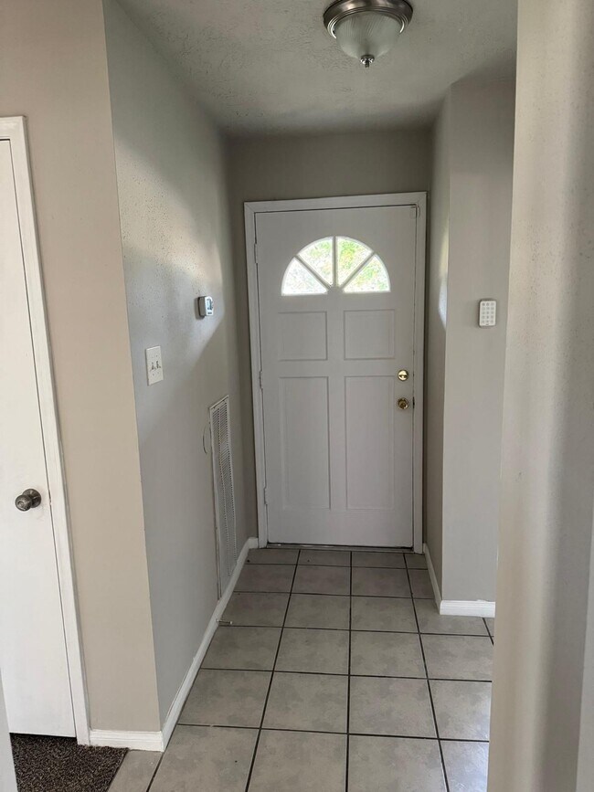 Building Photo - 9706 Galston Ln