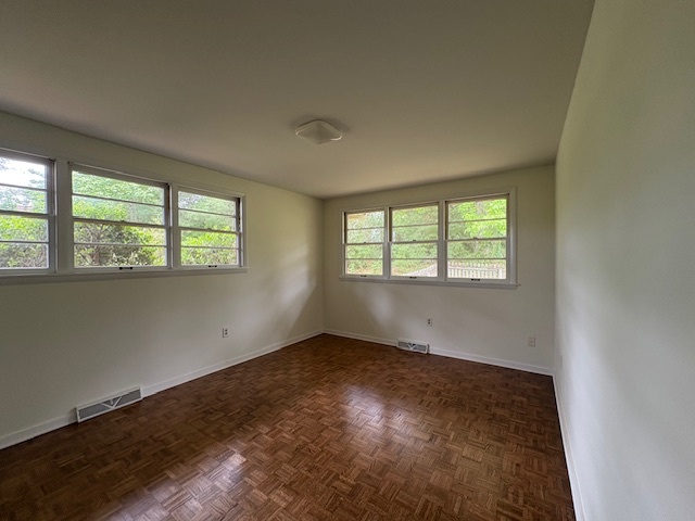 Foto del edificio - 2406 Browns Mill Rd