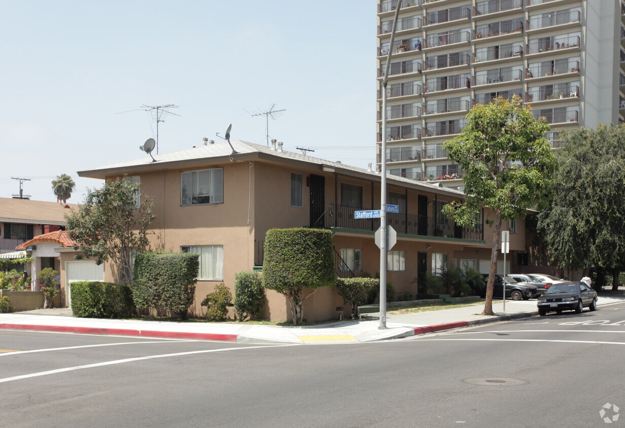 Foto principal - 2730 Saturn Ave