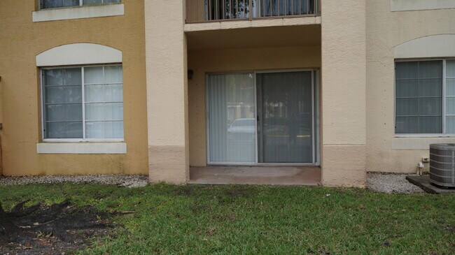 Foto del edificio - 4271 San Marino Blvd