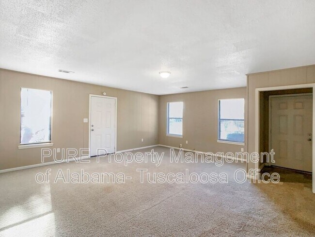 Foto del edificio - 2123 Carriage Ln E