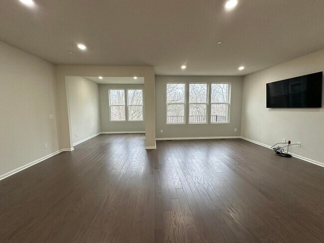 Foto del edificio - 670 Peppermint Dr