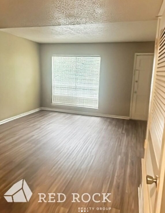 Foto del edificio - Heritage Hills Townhomes