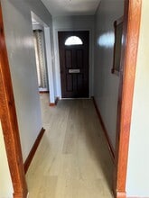 Building Photo - 10831 Overlea Dr