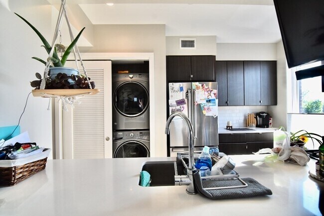 Foto del edificio - 120 Savin Hill Ave
