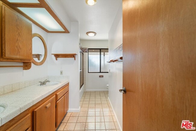 Foto del edificio - 44310 Vía Barranca