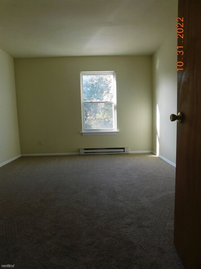 Foto del edificio - 1 br, 1 bath Condo - 9600 2nd Bay St Apt 4