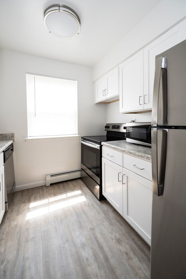 Interior Photo - Rosewood Apartments