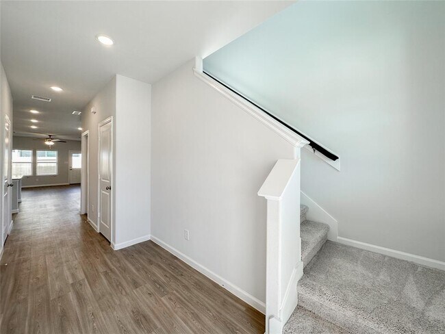 Foto del edificio - 8002 Peppercorn Street