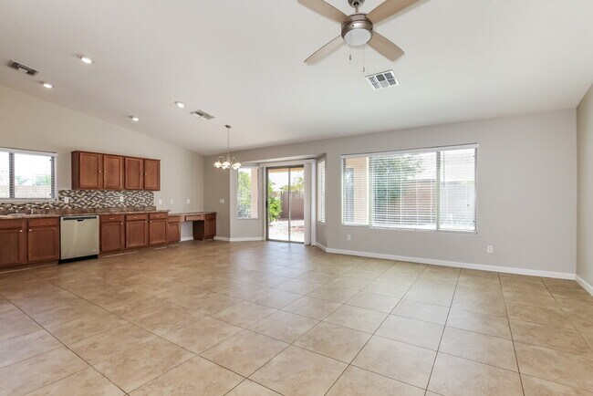Building Photo - 16243 W Yucatan Dr