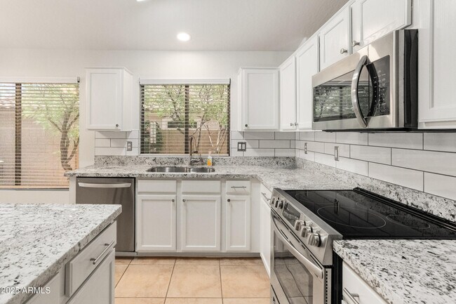 Foto del edificio - 15741 N 104th St