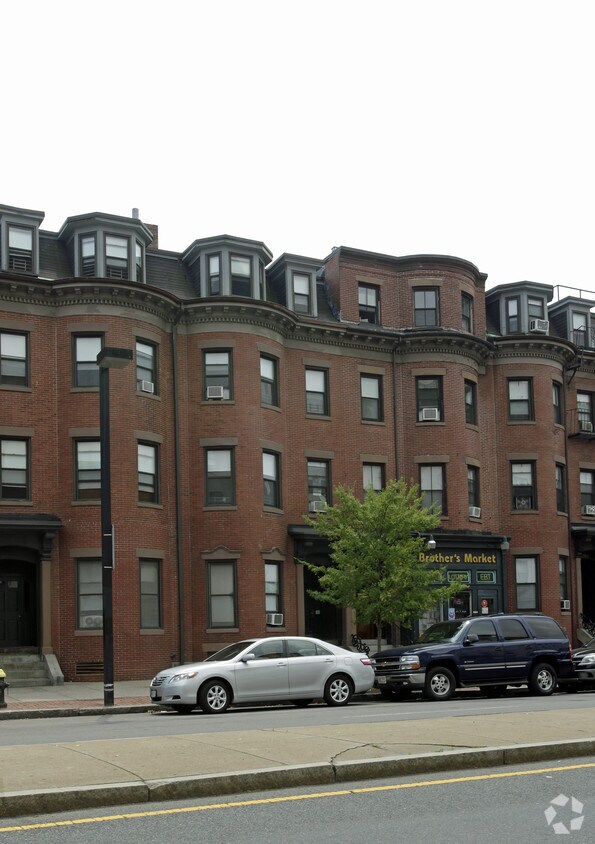 Foto del edificio - 802 Tremont St