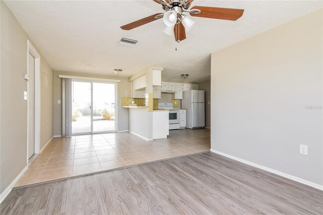 Building Photo - 3410 Trask Dr