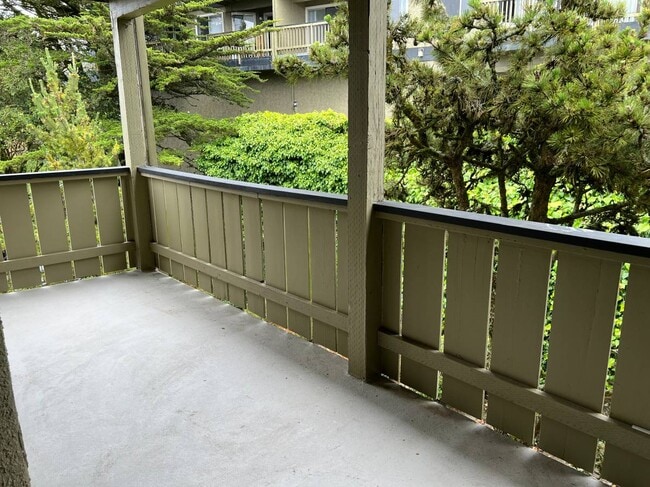 Foto del edificio - Evergreen Ridge Apartments