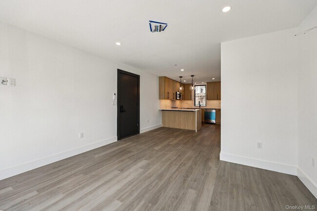Foto del edificio - 325 Manville Rd