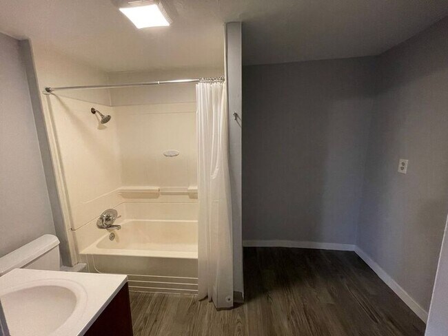 Foto del edificio - 422 Merrimack St