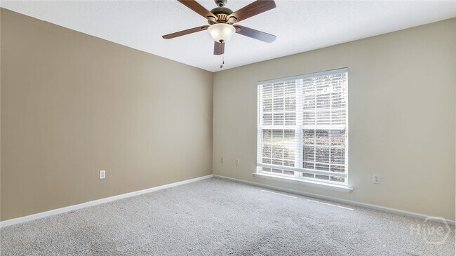 Foto del edificio - 422 Copper Creek Cir