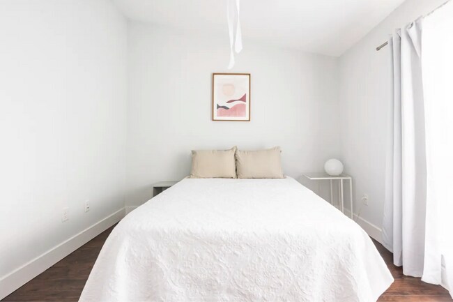 Foto del edificio - 3808 Southway Dr