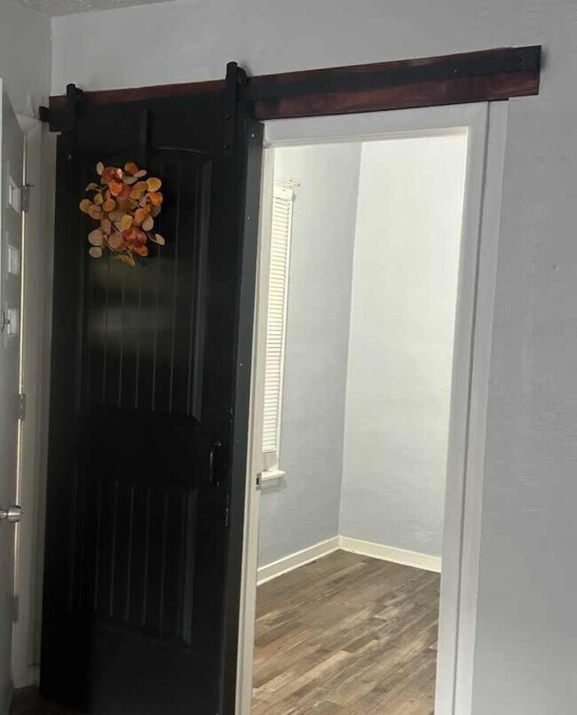 Foto del edificio - 1218 Parkview St