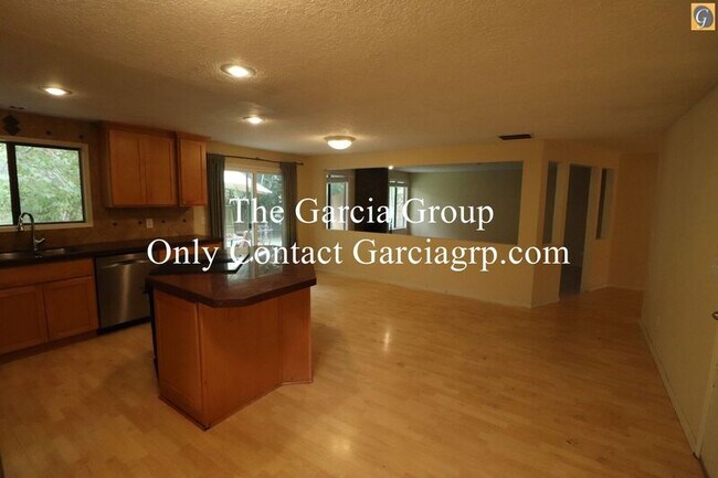 Foto del edificio - 9585 SW New Forest Dr