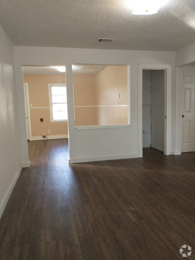 Queensborough Apartments for Rent with Extra Storage Shreveport, LA