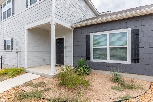Building Photo - 10808 Quinn Ct