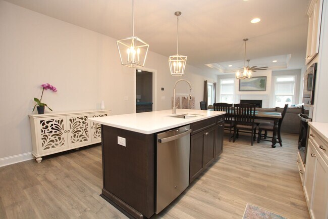 Building Photo - Lewes Seasonal Rental