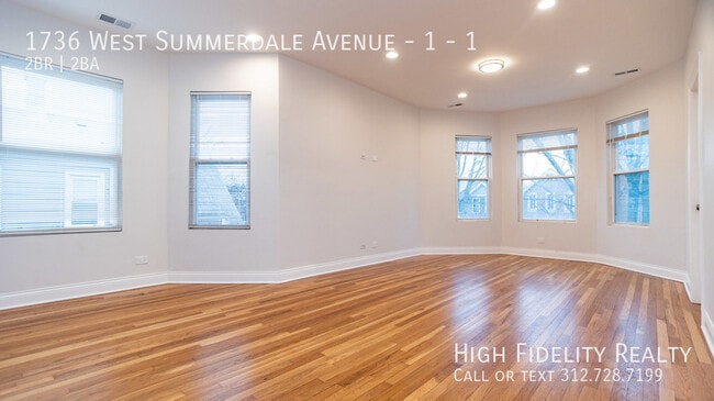 Building Photo - 1736 W Summerdale Ave