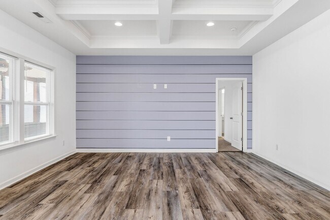 Foto del edificio - Experience Luxury Living in Reedy Fork